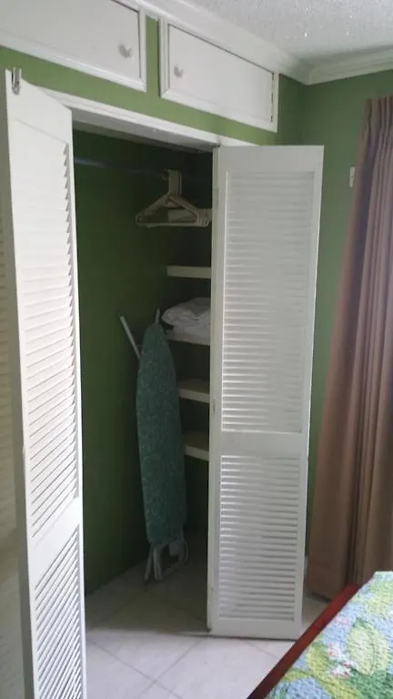 Apartamento The Oasis At Oakland Kingston