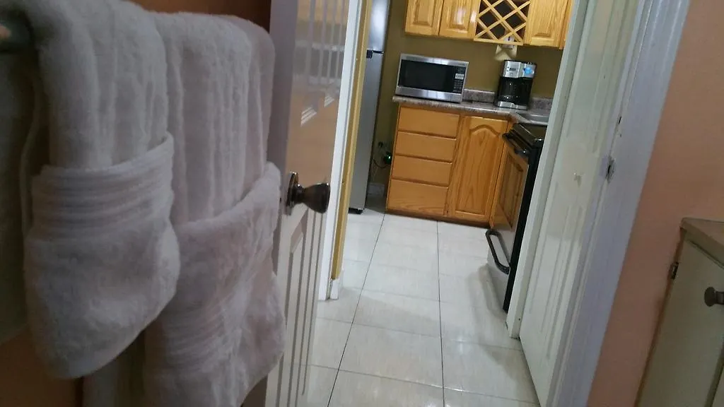 Apartamento The Oasis At Oakland Kingston